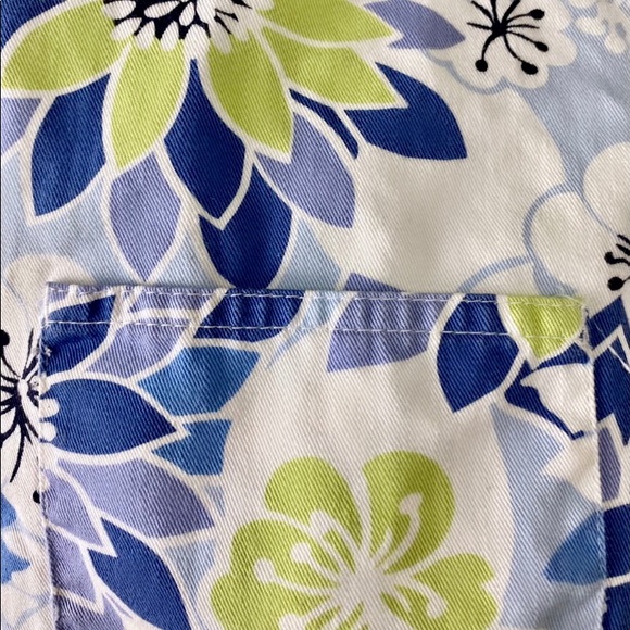 Liz Claiborne Sport Denim floral top - Picture 7 of 8